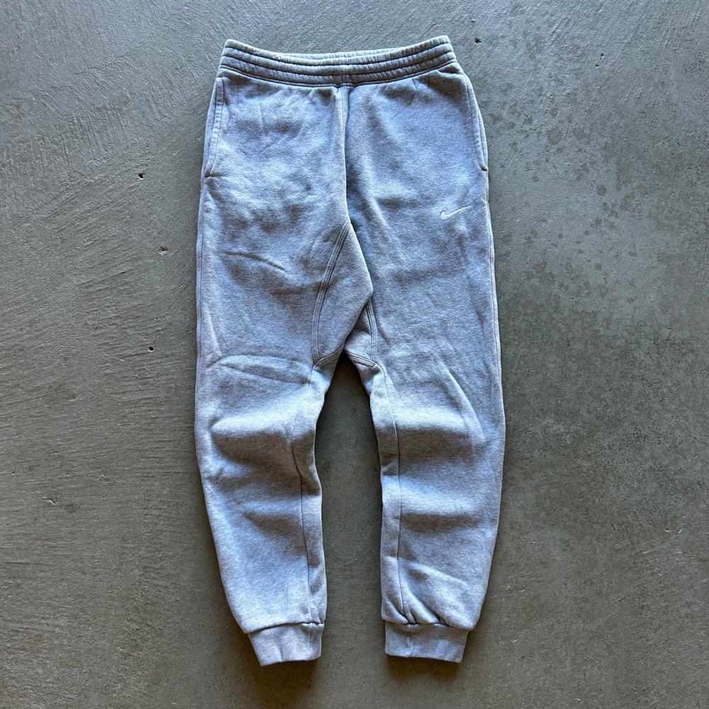 Nike Sweatpants Size Small Gray Fleece Joggers Swoosh Logo Gym Training